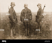 german-stormtroopers-wwi-DRDCT0.jpg
