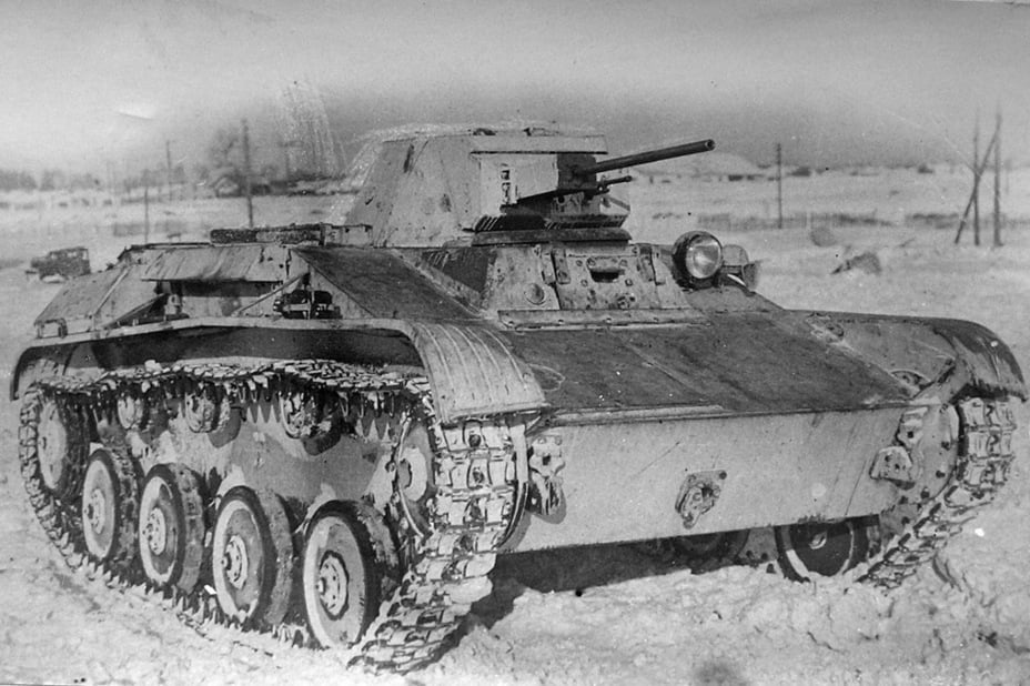 soviet-t60-light-tank-v0-xr3uulx3wr9a1.jpg