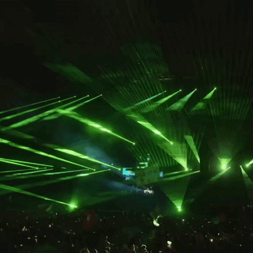martin-garrix-breakaway.gif