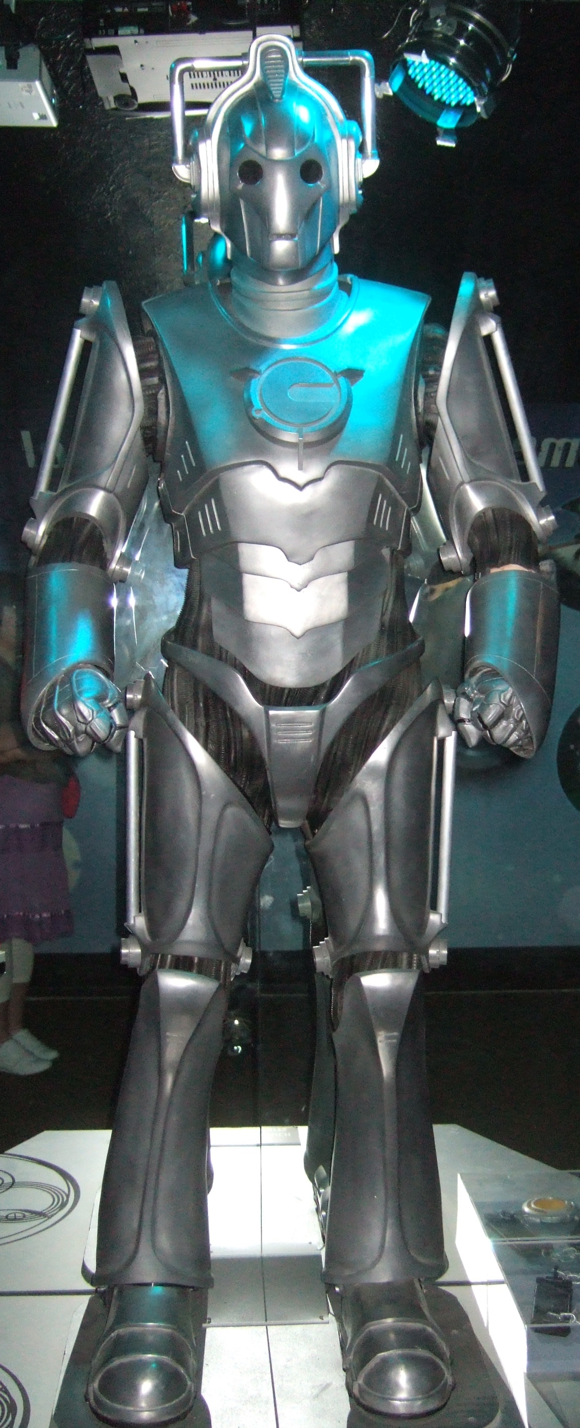 Cyberman_from_Doctor_Who_%28529659465%29.jpg