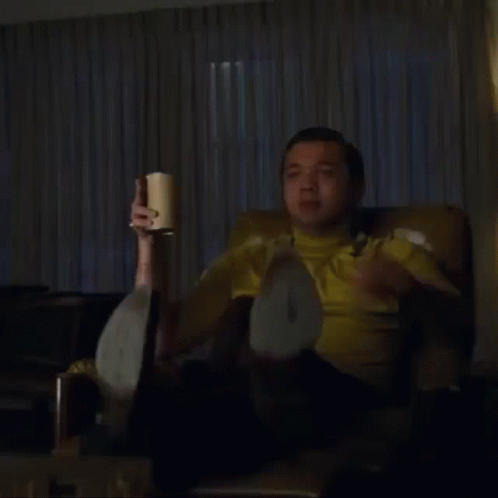 dicaprio-meme-kyle-rittenhouse.gif