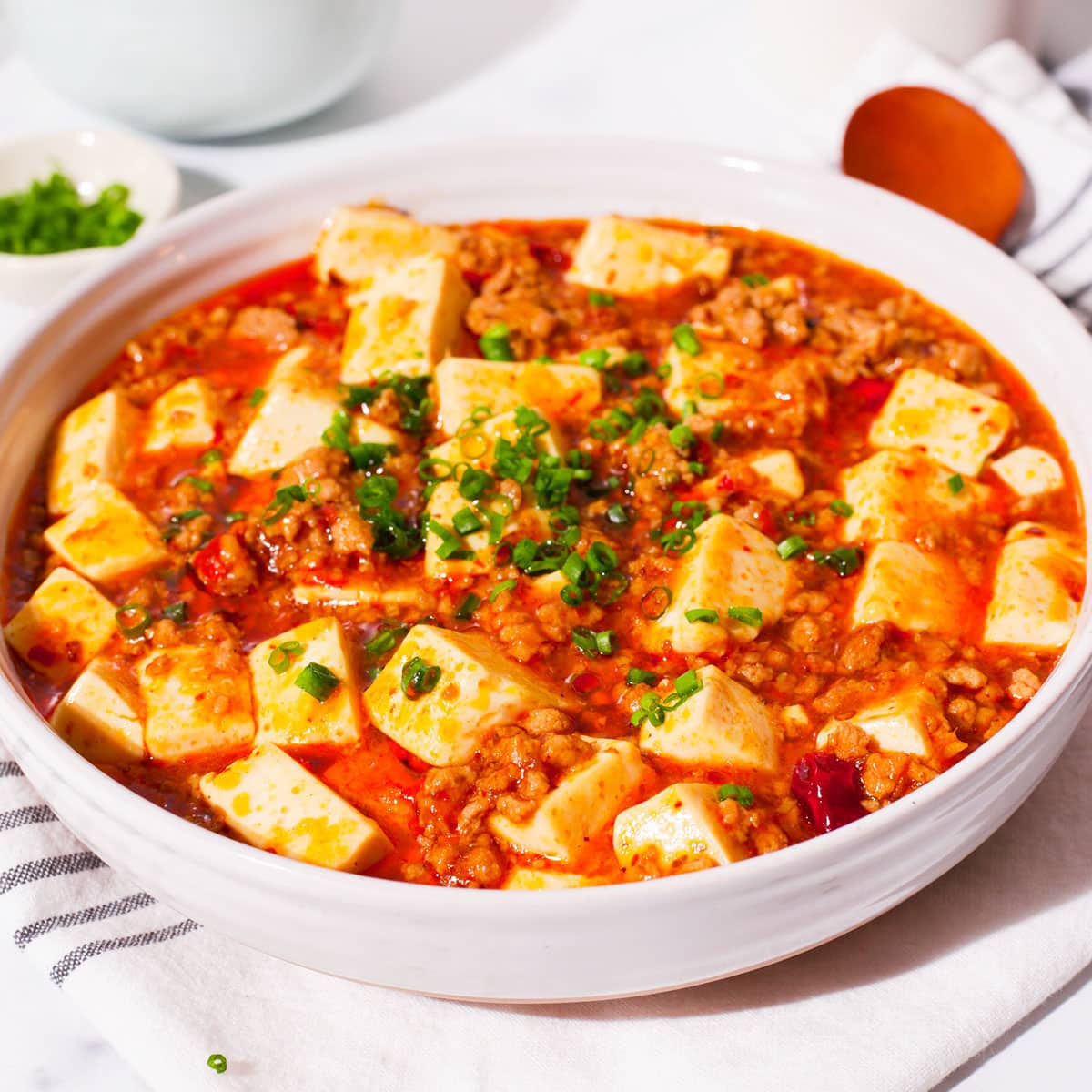mapo-tofu-in-bowl-thumbnail.jpg