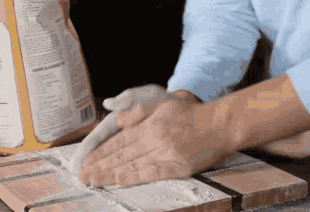 cscoop-lunch-club.gif