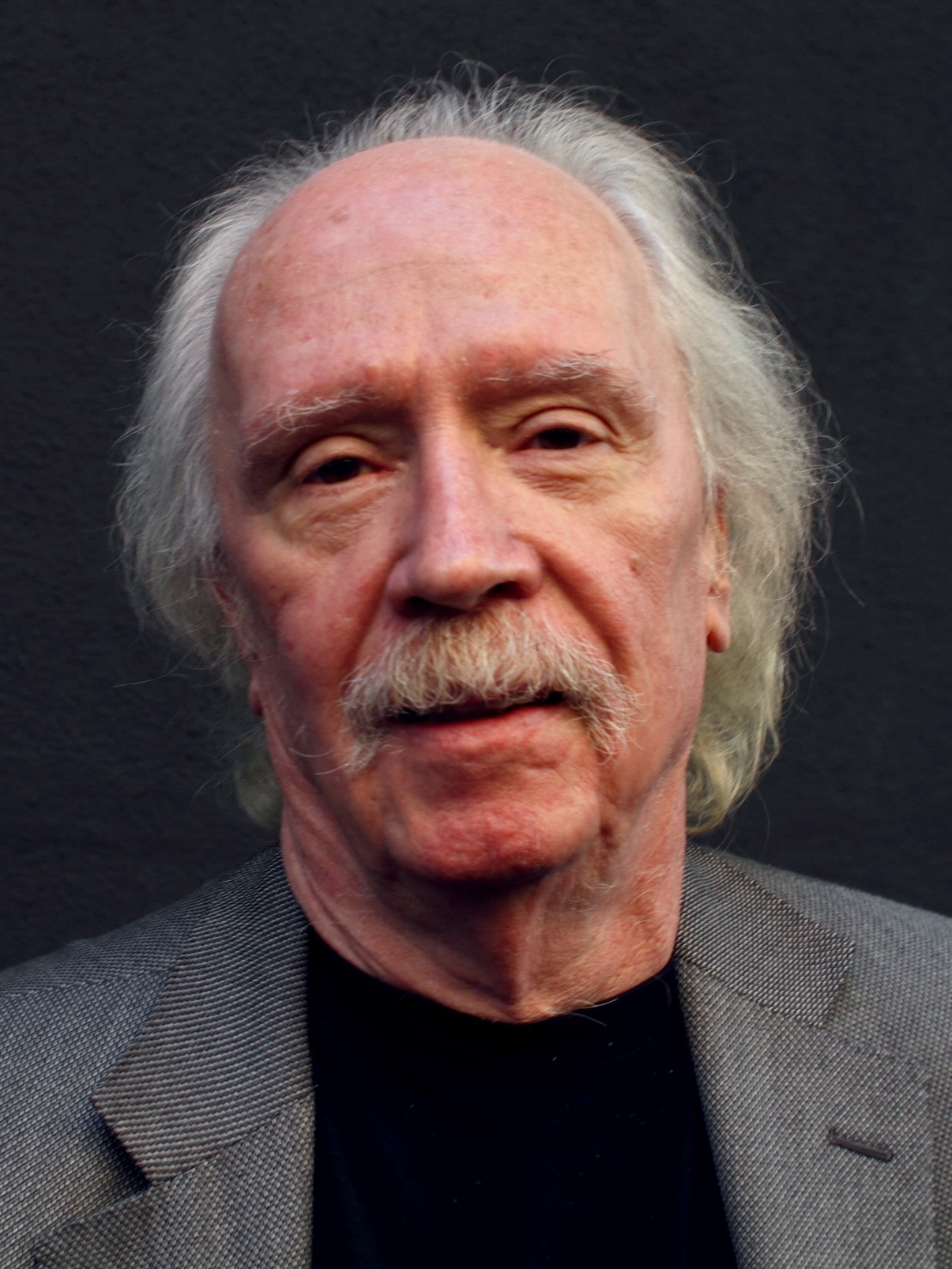 JohnCarpenter2010_%28Cropped%29.jpg