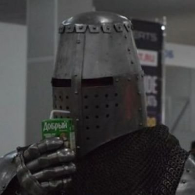 DP8oJb4O_400x400.jpg