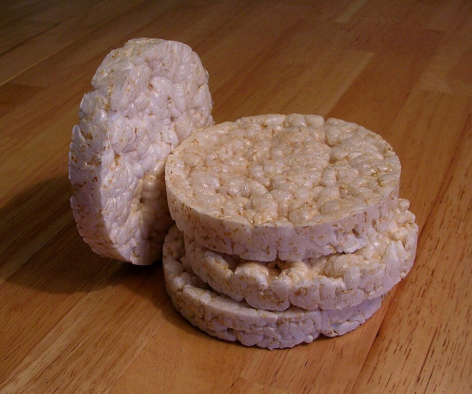 920px-Puffed_Rice_Cakes.jpg