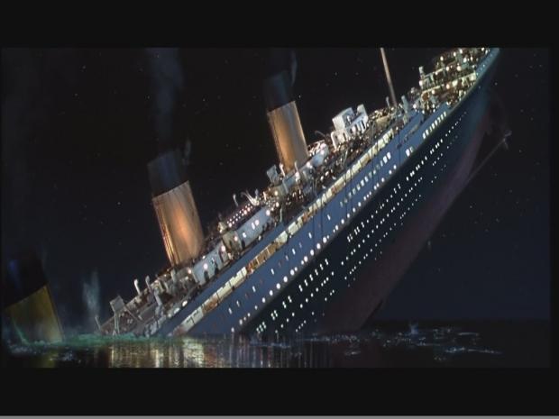 Titanic-Sinking-meme-8.jpg