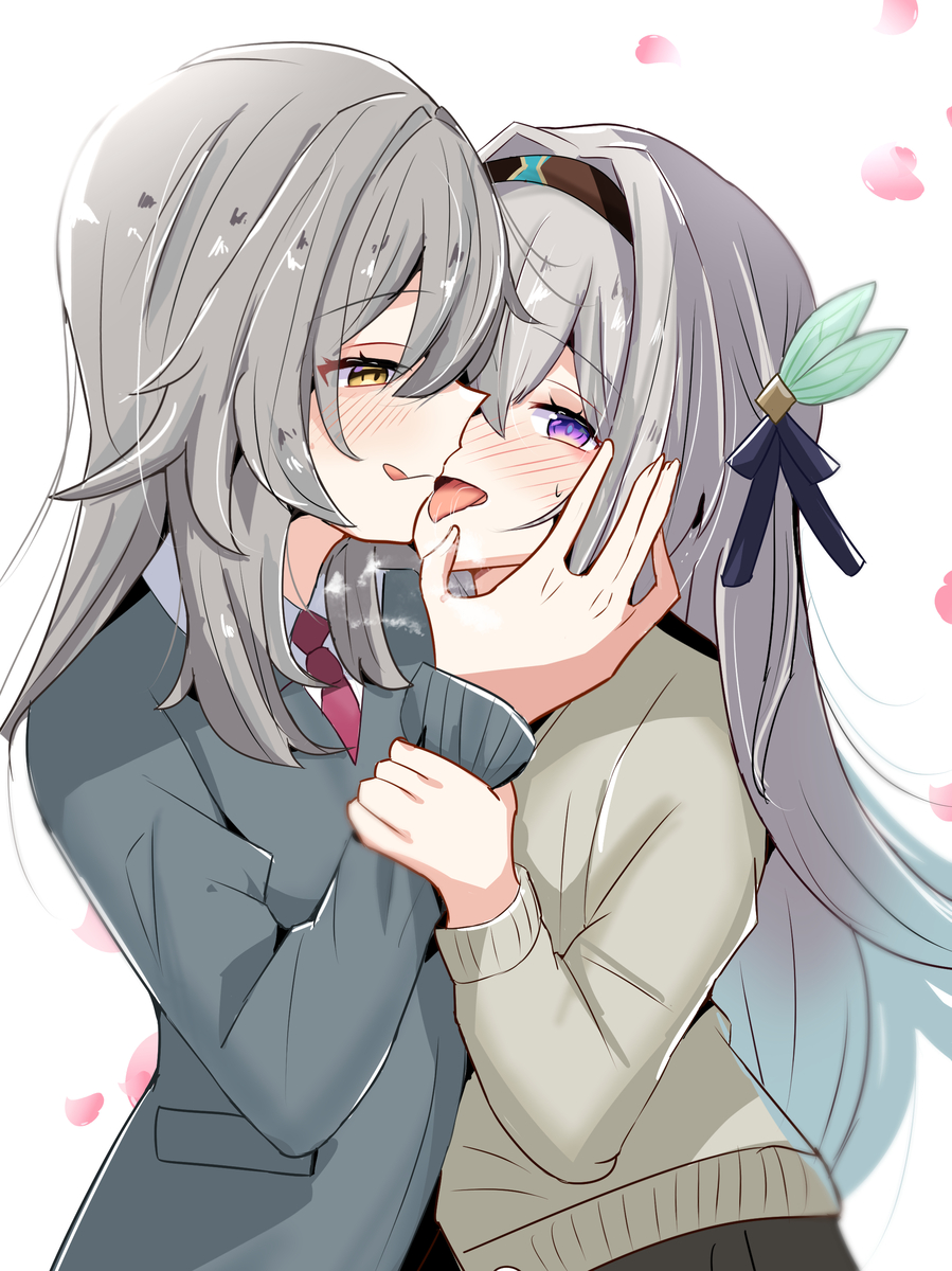 f12mr1.jpg