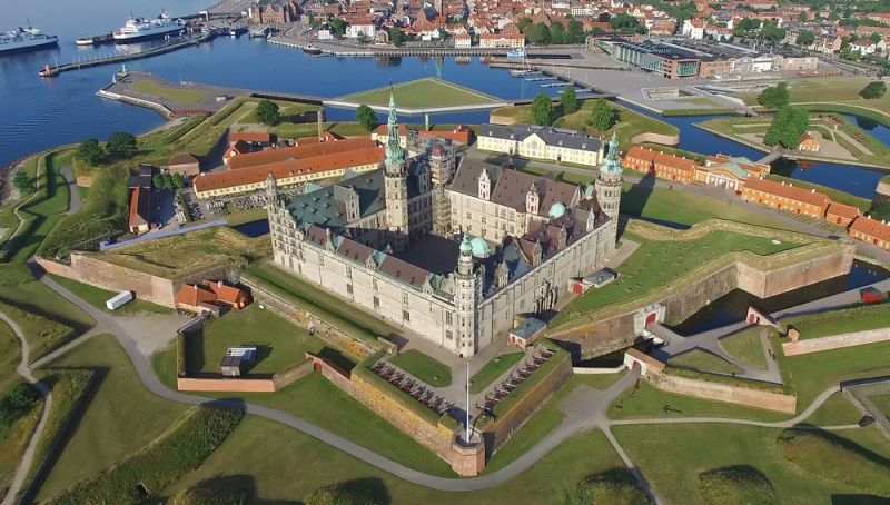 Kronborg_castle.jpg