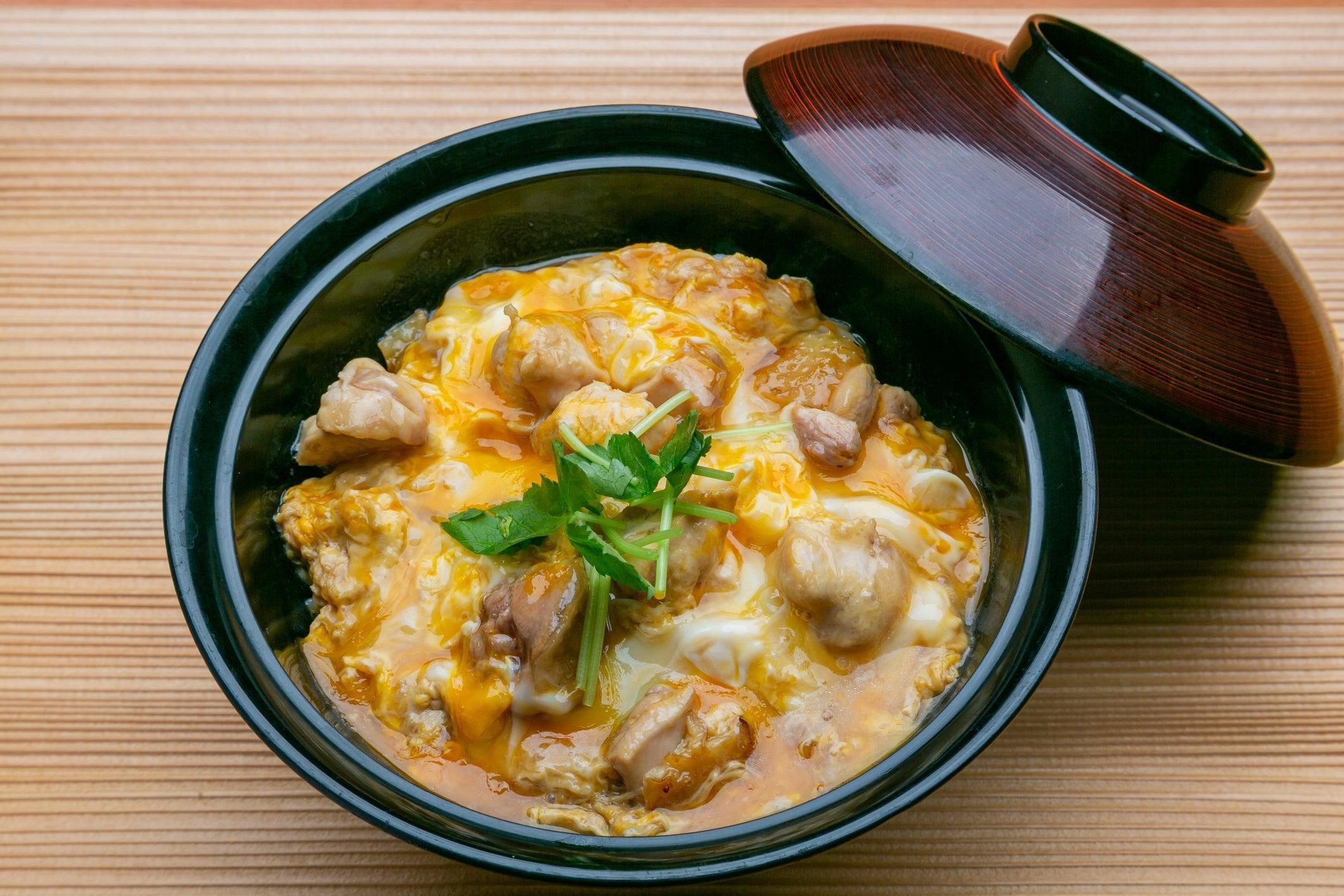 how-to-make-oyakodon-chicken-and-egg-rice-bowl-at-home.jpg