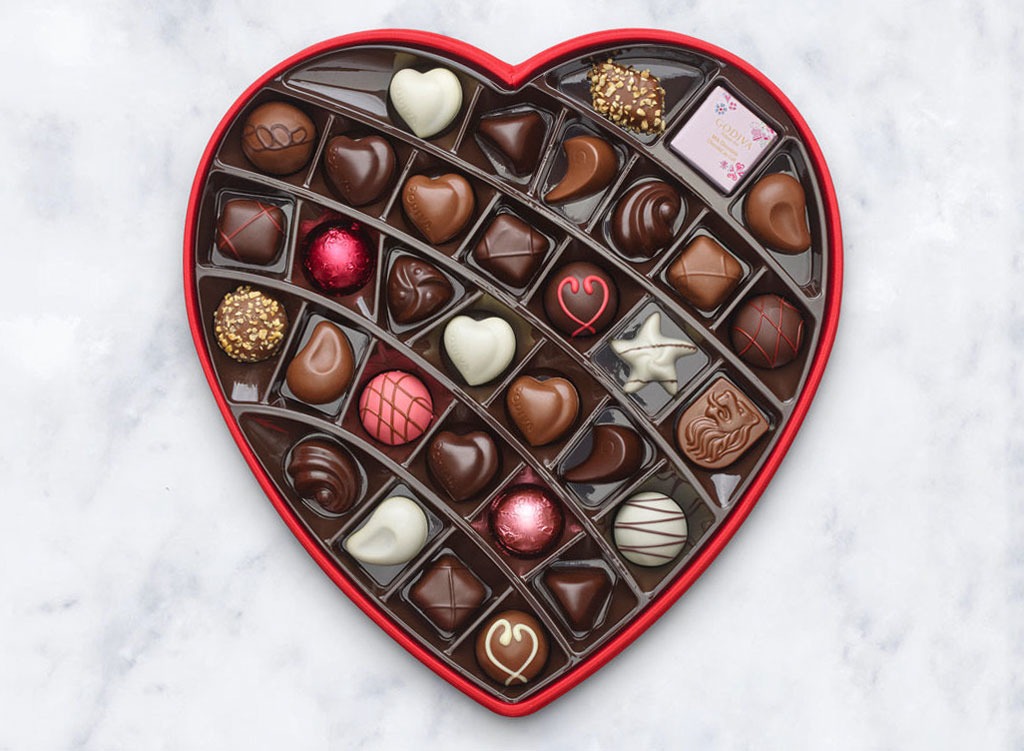 godiva-chocolate-heart-valentines-box.jpg